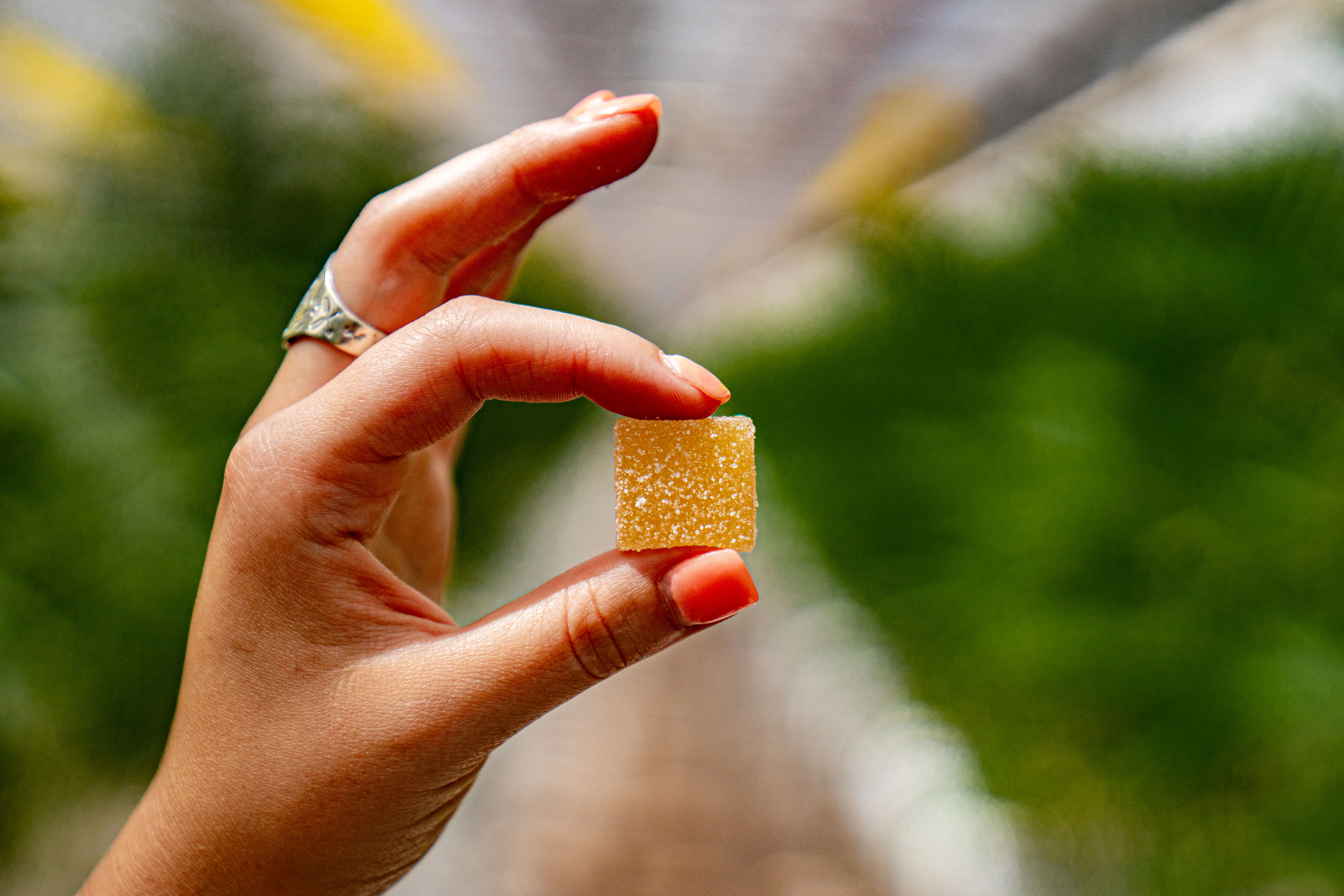 THCA Edibles: A Complete Guide to Hemp Gummies and Infused Products