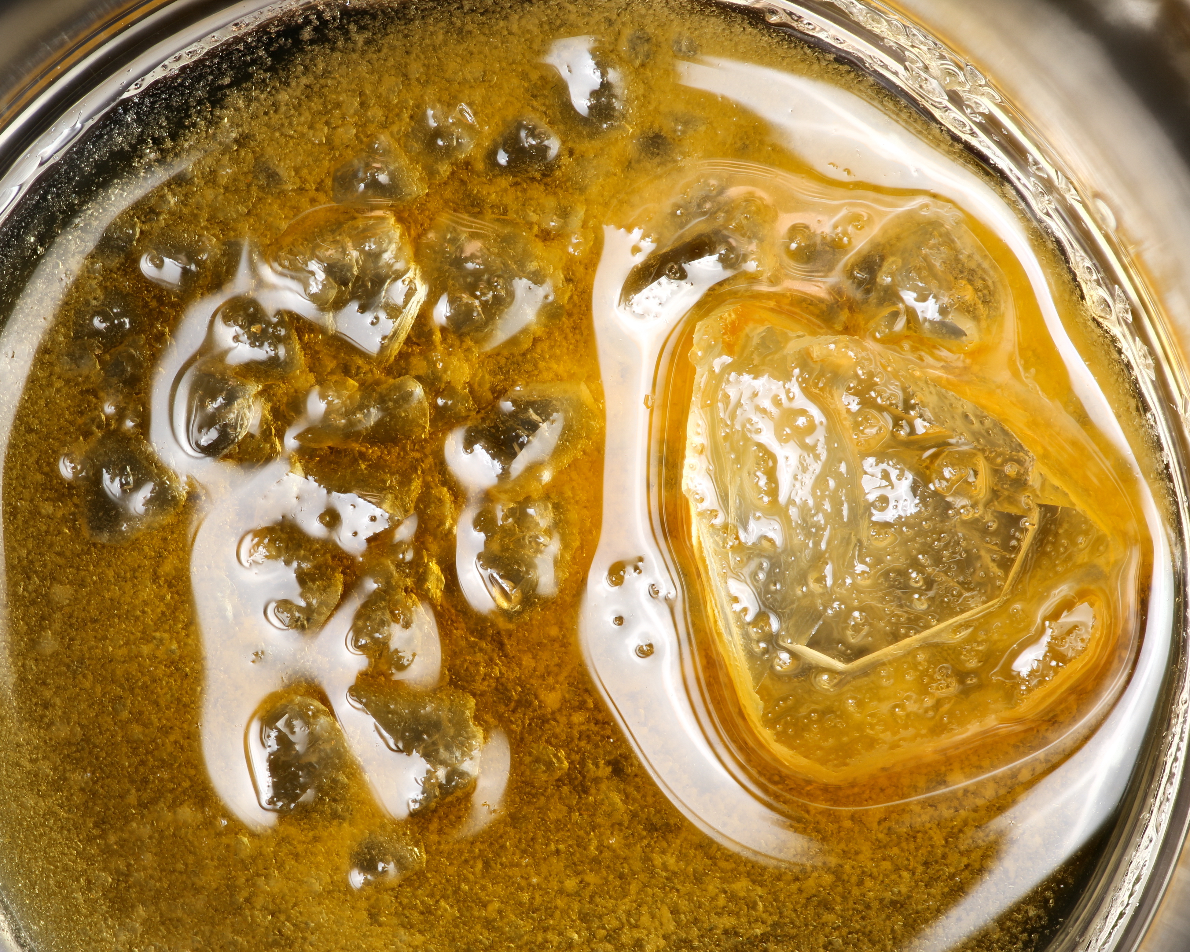 THCA Concentrates: A Complete Guide to Wax, Diamonds, and More